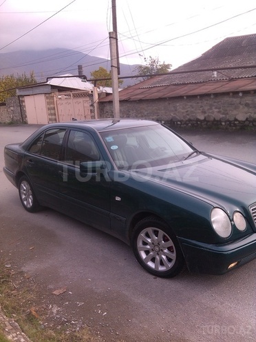 Mercedes E 240 1998, 364,000 km - 2.4 л - Bakı
