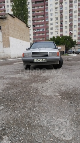 Mercedes 190 1993, 426,730 km - 2.0 л - Bakı