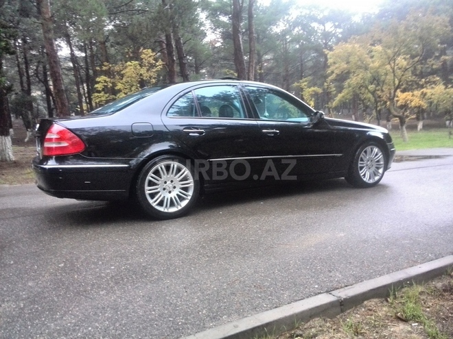 Mercedes E 240 2004, 180,000 km - 2.6 l - Sumqayıt