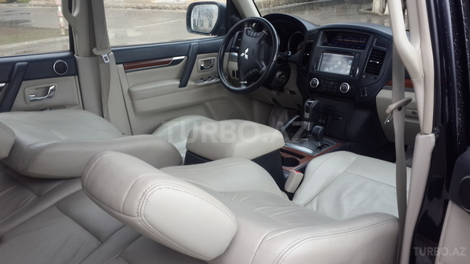 Mitsubishi Pajero 2007, 89,000 km - 3.8 л - Bakı