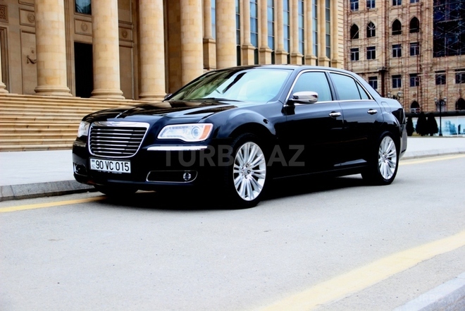 Chrysler 300C 2012, 64,000 km - 3.6 l - Bakı