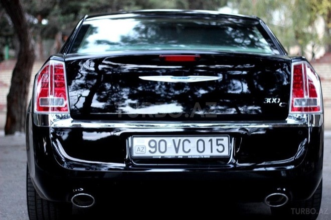 Chrysler 300C 2012, 64,000 km - 3.6 l - Bakı