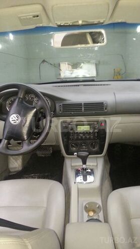 Volkswagen Passat 2003, 98,000 km - 1.8 л - Bakı