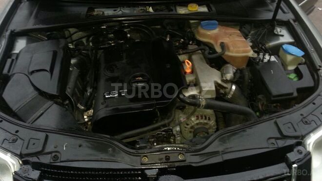 Volkswagen Passat 2003, 98,000 km - 1.8 л - Bakı