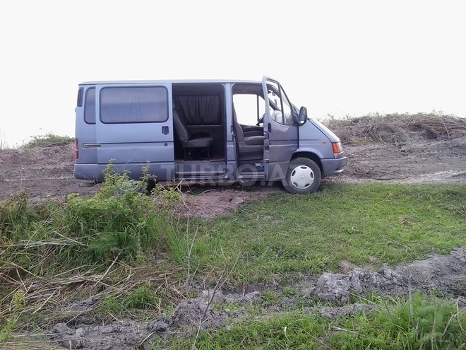 Ford Transit 2000, 273,000 km - 0.2 l - Ağdaş