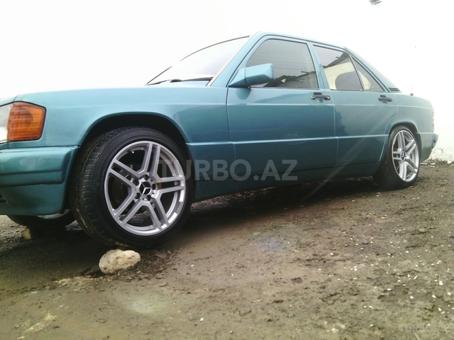 Mercedes 190 1990, 240,000 km - 0.2 л - Bakı