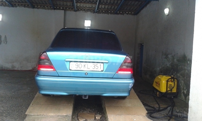 Mercedes C 180 1998, 277,561 km - 1.8 l - Bakı