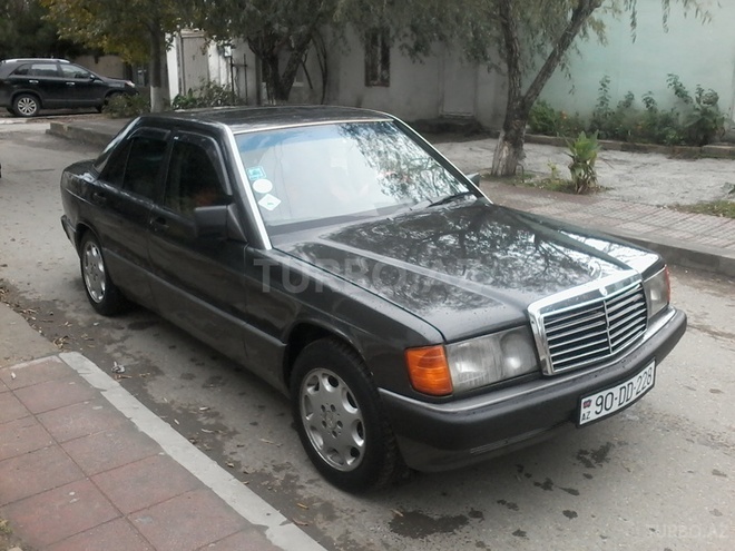 Mercedes 190 1990, 285,000 km - 2.0 l - Sumqayıt