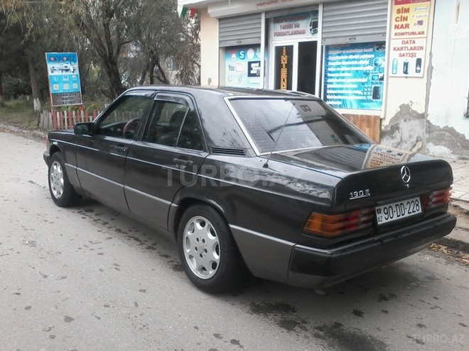 Mercedes 190 1990, 285,000 km - 2.0 l - Sumqayıt