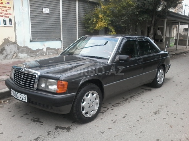 Mercedes 190 1990, 285,000 km - 2.0 l - Sumqayıt