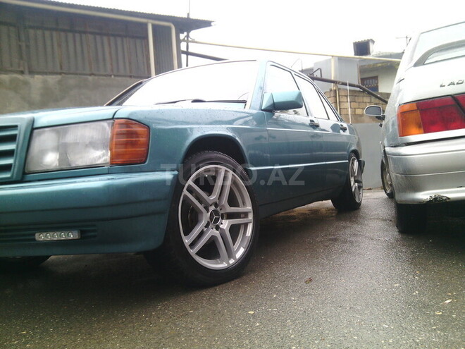 Mercedes 190 1990, 240,000 km - 0.2 л - Bakı