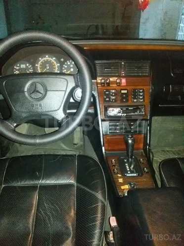Mercedes C 220 1995, 230,000 km - 2.2 л - Bakı