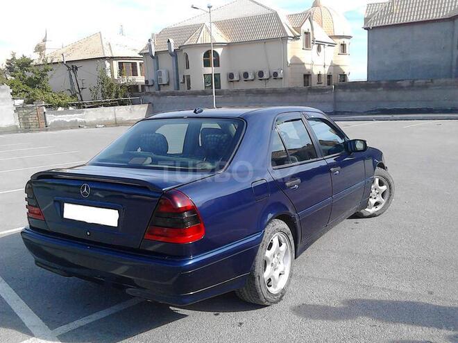 Mercedes C 220 1999, 34,000 km - 2.2 l - Bakı