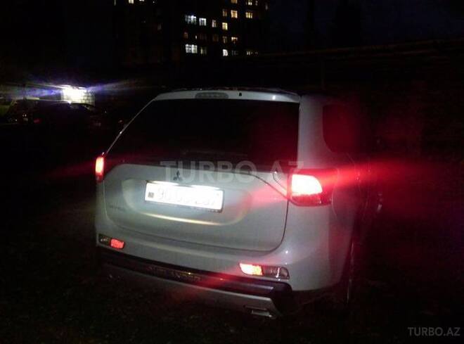 Mitsubishi Outlander 2014, 18,000 km - 2.4 l - Bakı