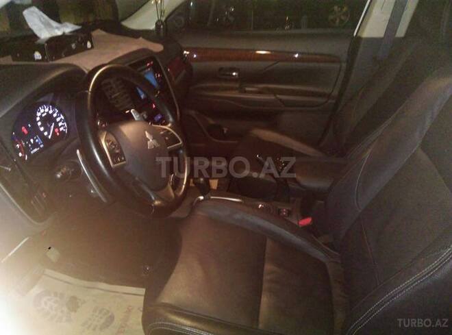 Mitsubishi Outlander 2014, 18,000 km - 2.4 l - Bakı