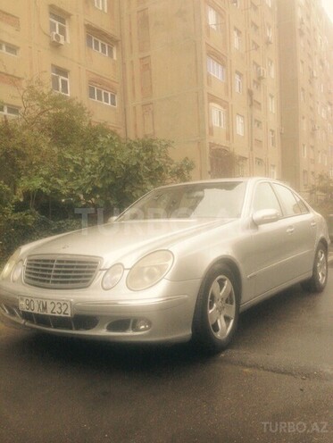 Mercedes E 220 2002, 170,000 km - 2.2 l - Bakı