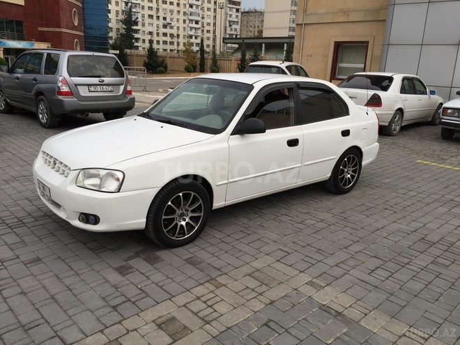 Hyundai Accent 2002, 170,000 km - 1.6 l - Bakı