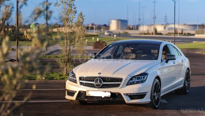 Mercedes CLS 63 AMG 2013, 31,500 km - 5.5 l - Bakı