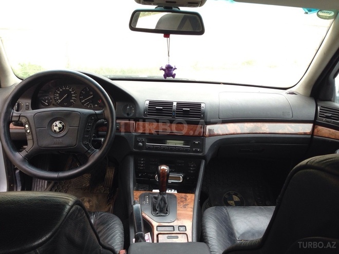 BMW 523 1996, 250,000 km - 2.5 l - Bakı