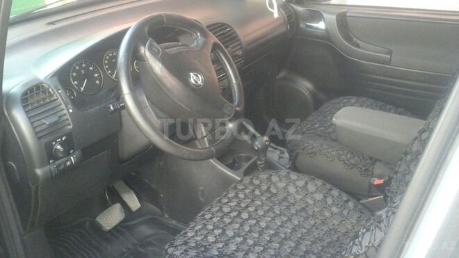 Opel Zafira 2003, 197,000 km - 1.8 l - Bakı