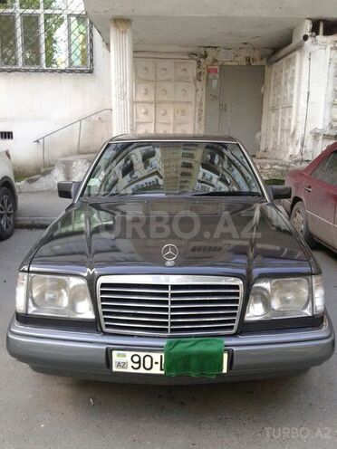 Mercedes E 220 1993, 361,140 km - 2.2 l - Bakı