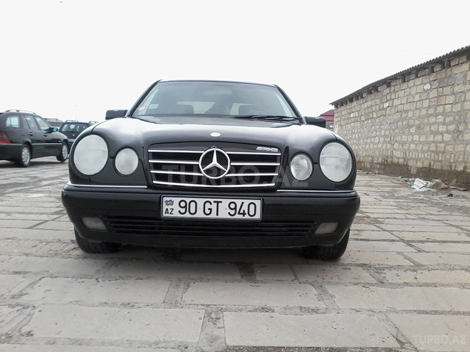 Mercedes E 240 1998, 170,000 km - 2.4 l - Sumqayıt