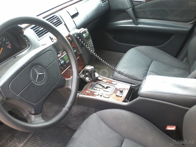 Mercedes E 240 1998, 170,000 km - 2.4 l - Sumqayıt