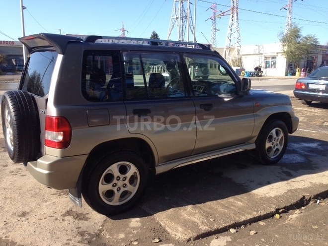 Mitsubishi Pajero io 1998, 240,000 km - 2.0 l - Sumqayıt