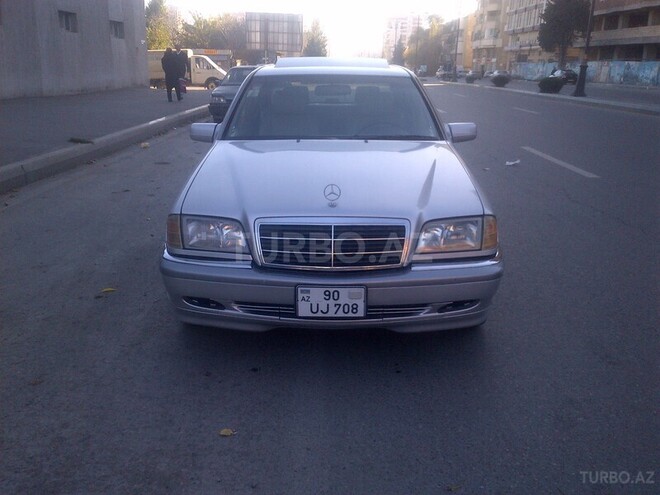 Mercedes C 230 1998, 240,000 km - 2.3 l - Bakı