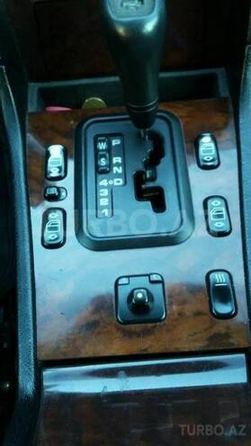 Mercedes C 220 1998, 306,190 km - 2.2 л - Qax