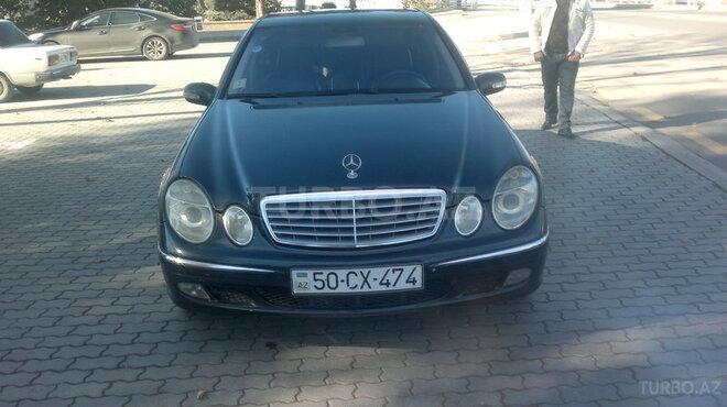 Mercedes E 220 2002, 245,000 km - 2.2 l - Bakı