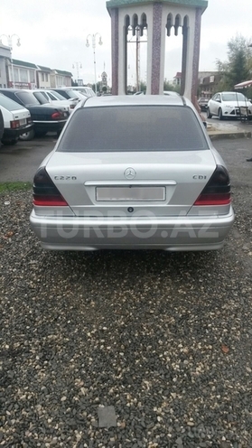 Mercedes C 220 1999, 230,000 km - 2.2 l - Bakı