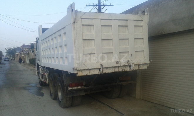 HOWO Sinotruk 2013, 120,000 km - 9.5 л - Bakı