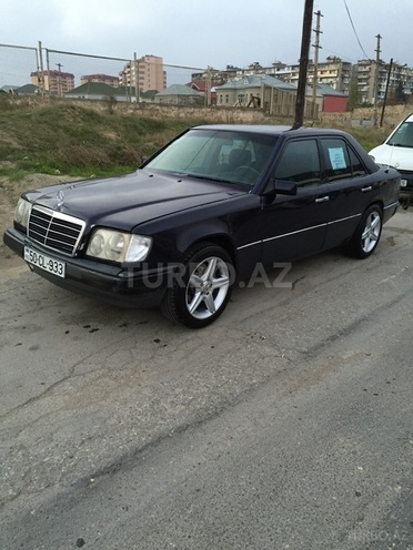 Mercedes E 230 1989, 310,000 km - 2.3 l - Bakı