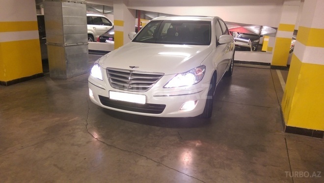 Hyundai Genesis 2011, 62,000 km - 3.3 l - Bakı