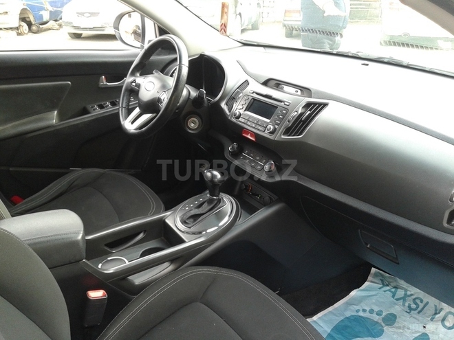 Kia Sportage 2010, 89,000 km - 2.0 l - Bakı