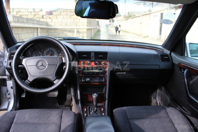 Mercedes C 180 1996, 290,573 km - 1.8 l - Bakı
