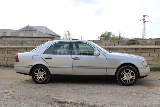 Mercedes C 180 1996, 290,573 km - 1.8 l - Bakı