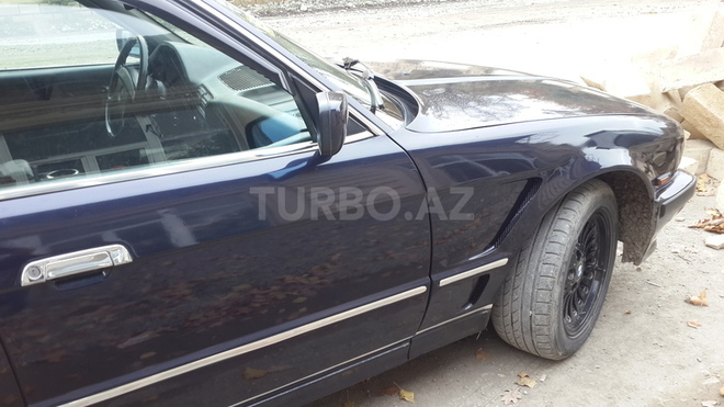 BMW 520 1993, 300,000 km - 2.0 l - Ağdaş