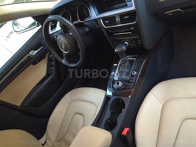 Audi A5 2013, 11,000 km - 2.0 л - Bakı