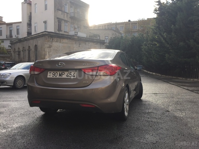Hyundai Elantra 2011, 66,000 km - 1.8 л - Bakı