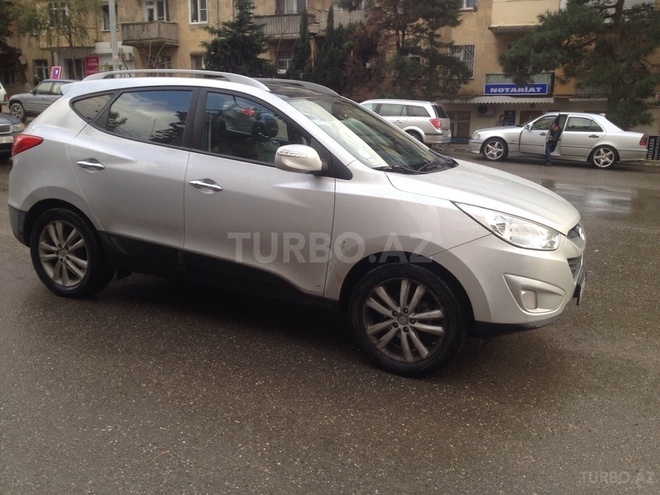 Hyundai ix35 2010, 80,000 km - 2.0 l - Bakı