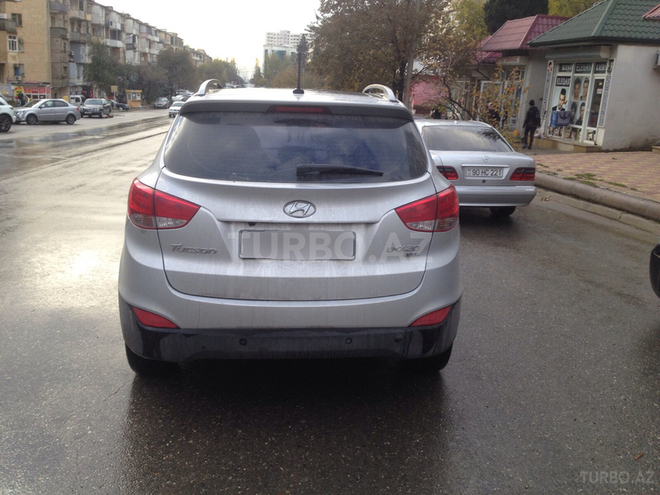 Hyundai ix35 2010, 80,000 km - 2.0 l - Bakı