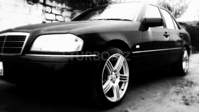 Mercedes C 220 1996, 259,000 km - 2.2 l - Bakı