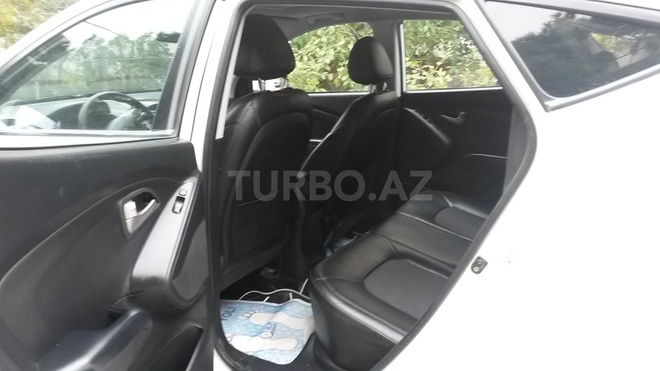 Hyundai ix35 2010, 75,000 km - 2.0 l - Sumqayıt