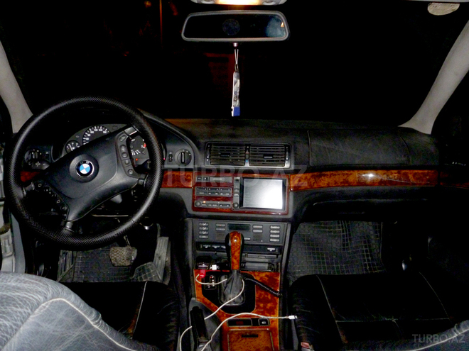 BMW 525 1999, 250,000 km - 2.5 l - Bakı
