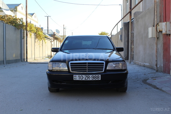 Mercedes C 180 1999, 318,600 km - 1.8 l - Bakı