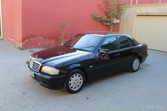 Mercedes C 180 1999, 318,600 km - 1.8 l - Bakı