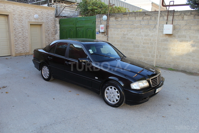 Mercedes C 180 1999, 318,600 km - 1.8 l - Bakı