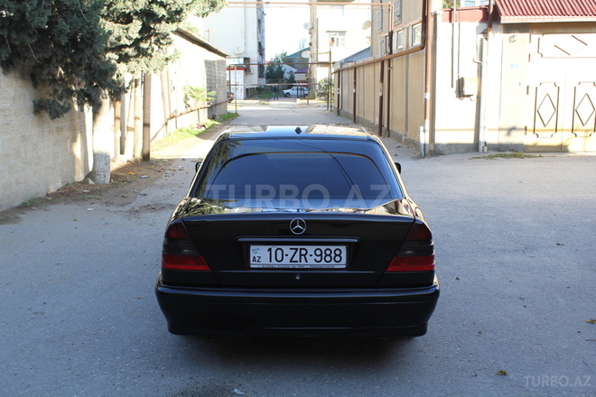 Mercedes C 180 1999, 318,600 km - 1.8 l - Bakı